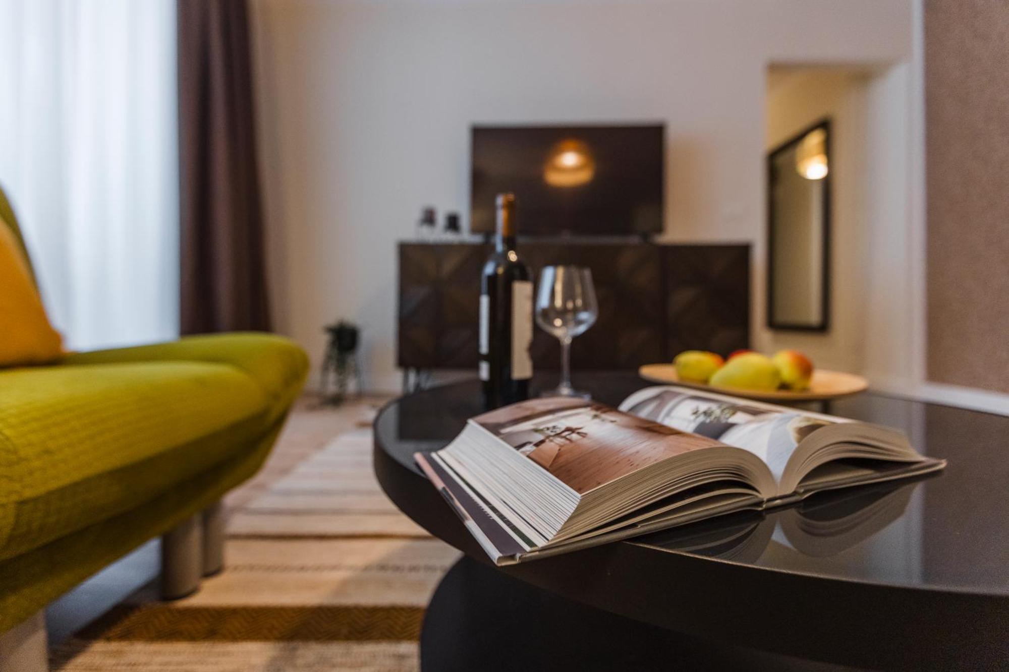 Rox Central Apartments 4 تيميشورا المظهر الخارجي الصورة